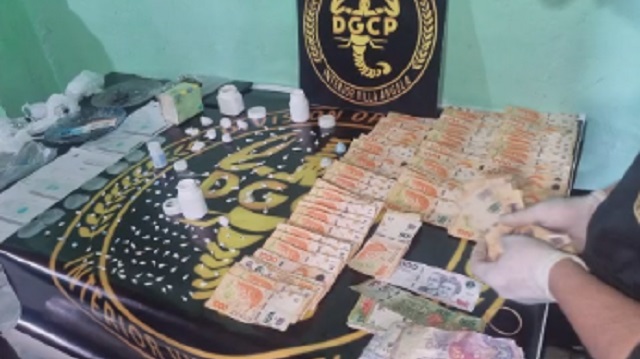 Allanamiento por drogas en Villa Ángela: hallaron cocaína, dinero y había menores